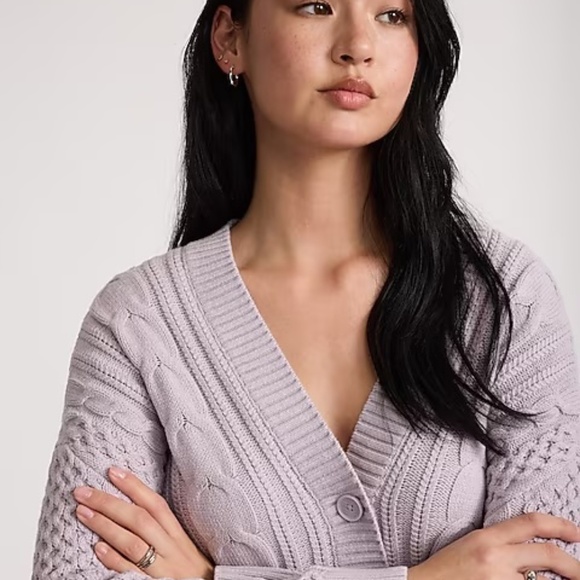 Express Lavender Relaxed V-Neck Cable Knit Cardigan - Picture 2 of 8